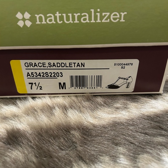 Naturalizer Brown Woven Heels with T-Strap Design - Picture 2 of 7